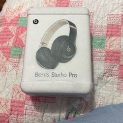 New Beats Studio Pro