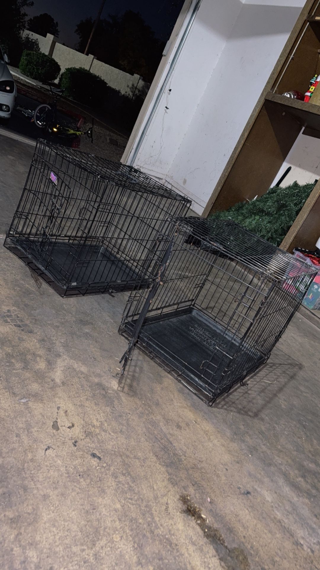 Dog Cages 