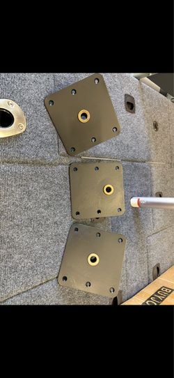 Boat seat pedestal base