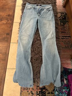 $8 Hollister High-Rise Flare size 8R w29R