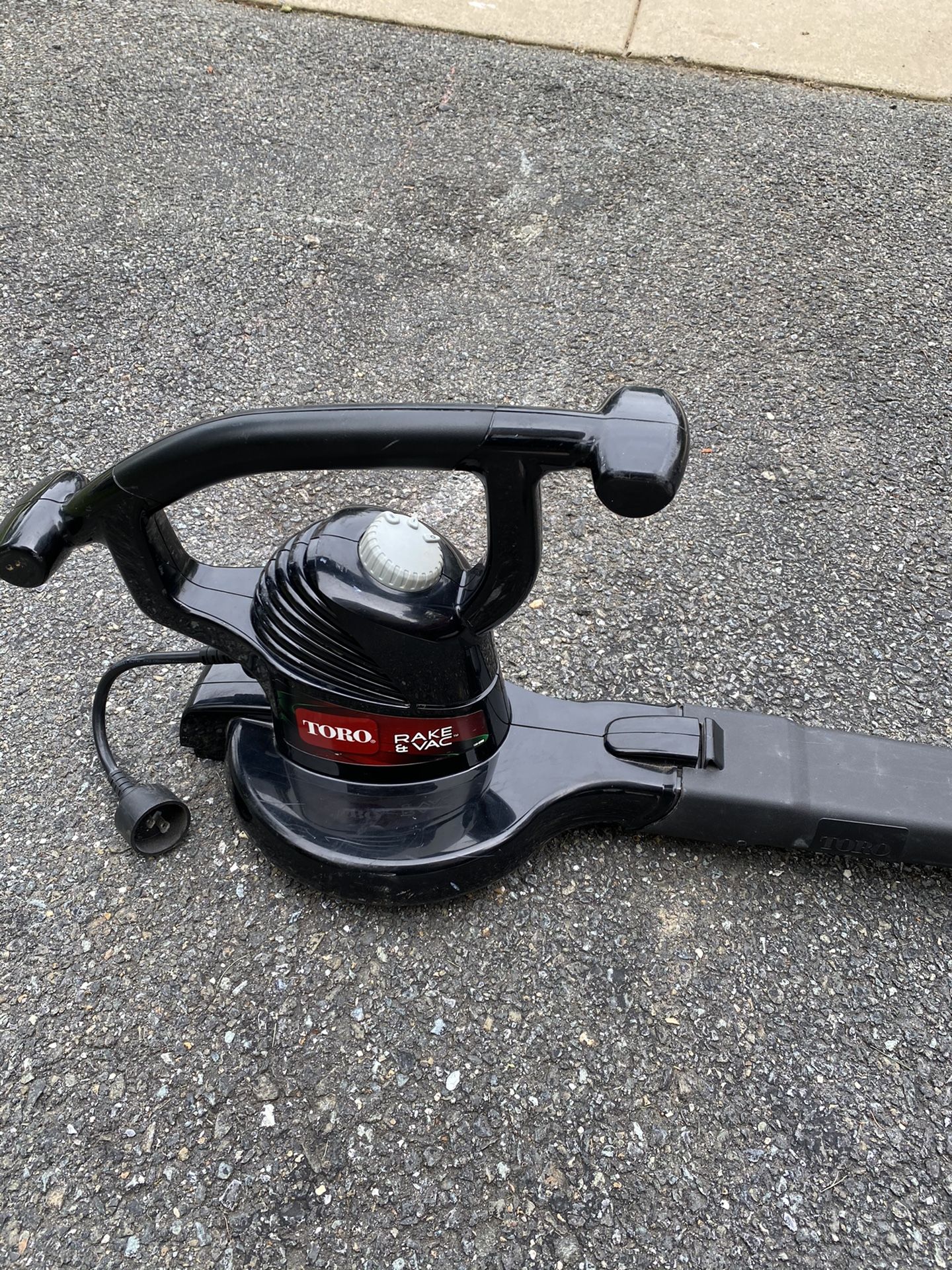 Leaf Blower