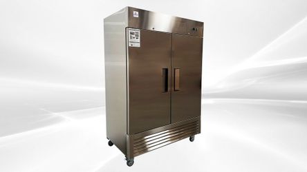 NSF commercial Reach In 2 door freezer KF-49B1