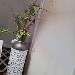 Tall Light Wieght Vase Silver/Grey And White.  