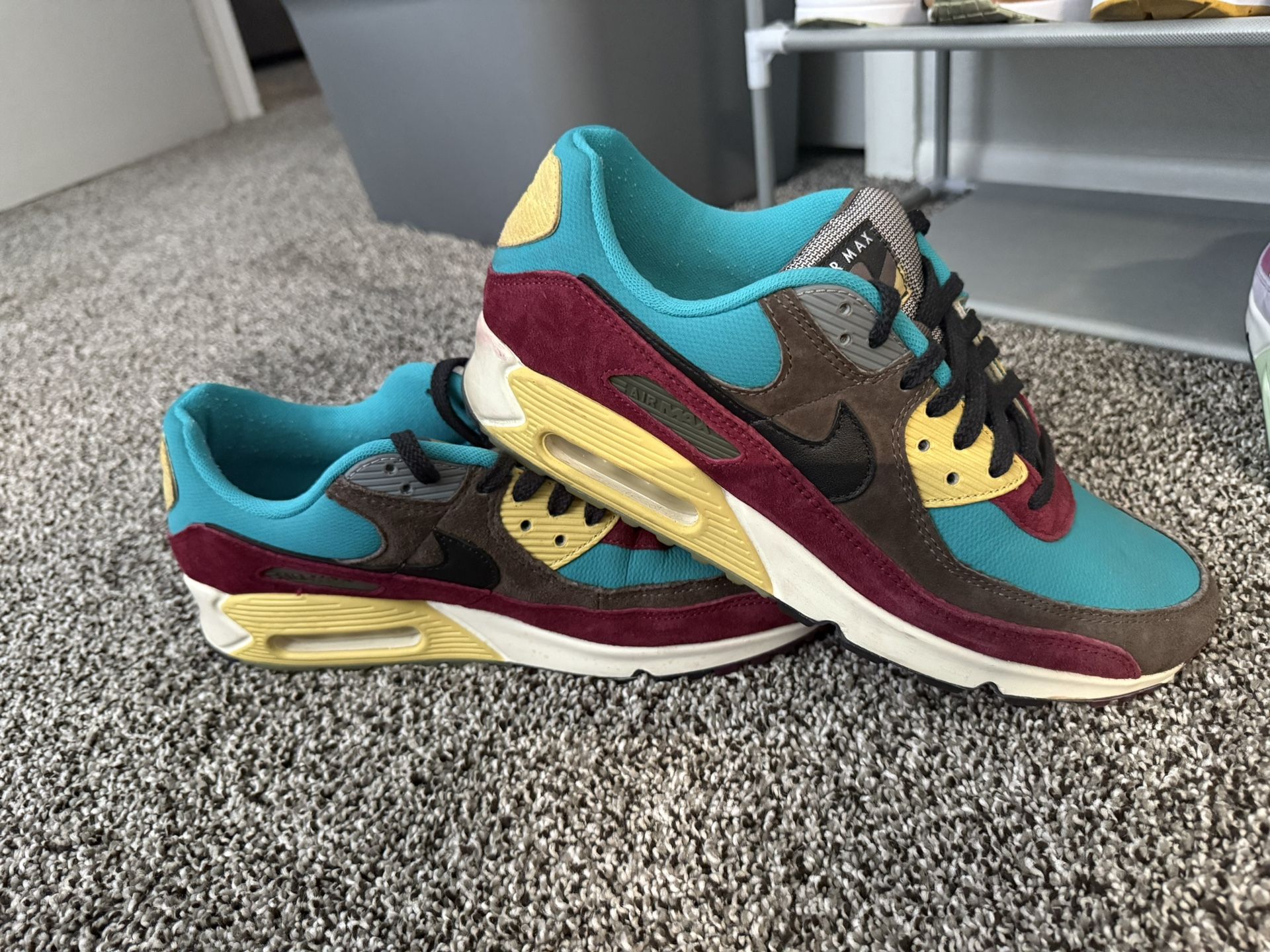 Nike Air Max 90 (Ridgerock Turbo Green)