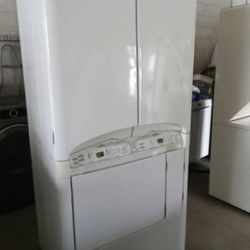 Maytag Double Cabin Gas Dryer: 70"Hx32"Wx27"D. New Out Of Box