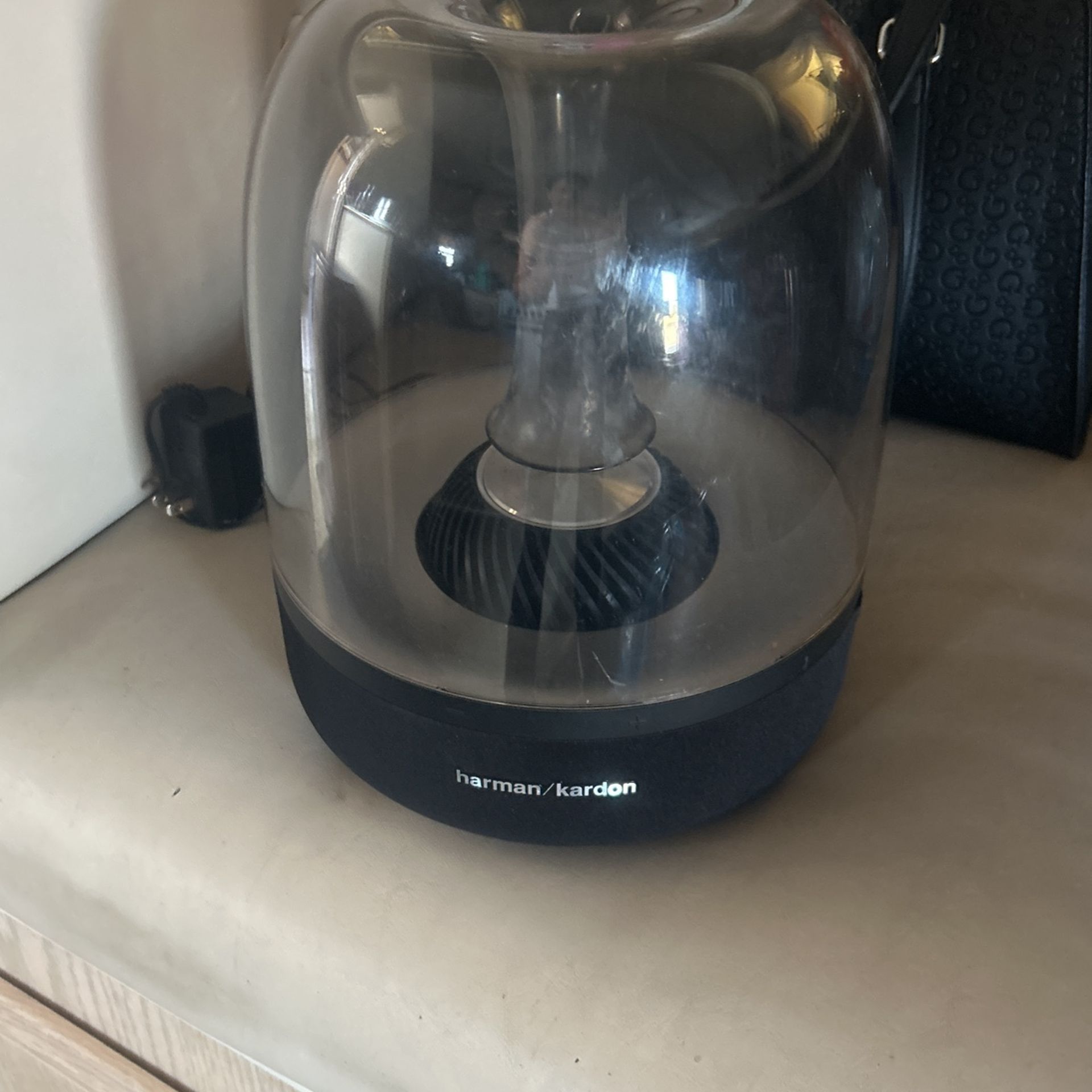 harman/Karson Bluetooth speaker