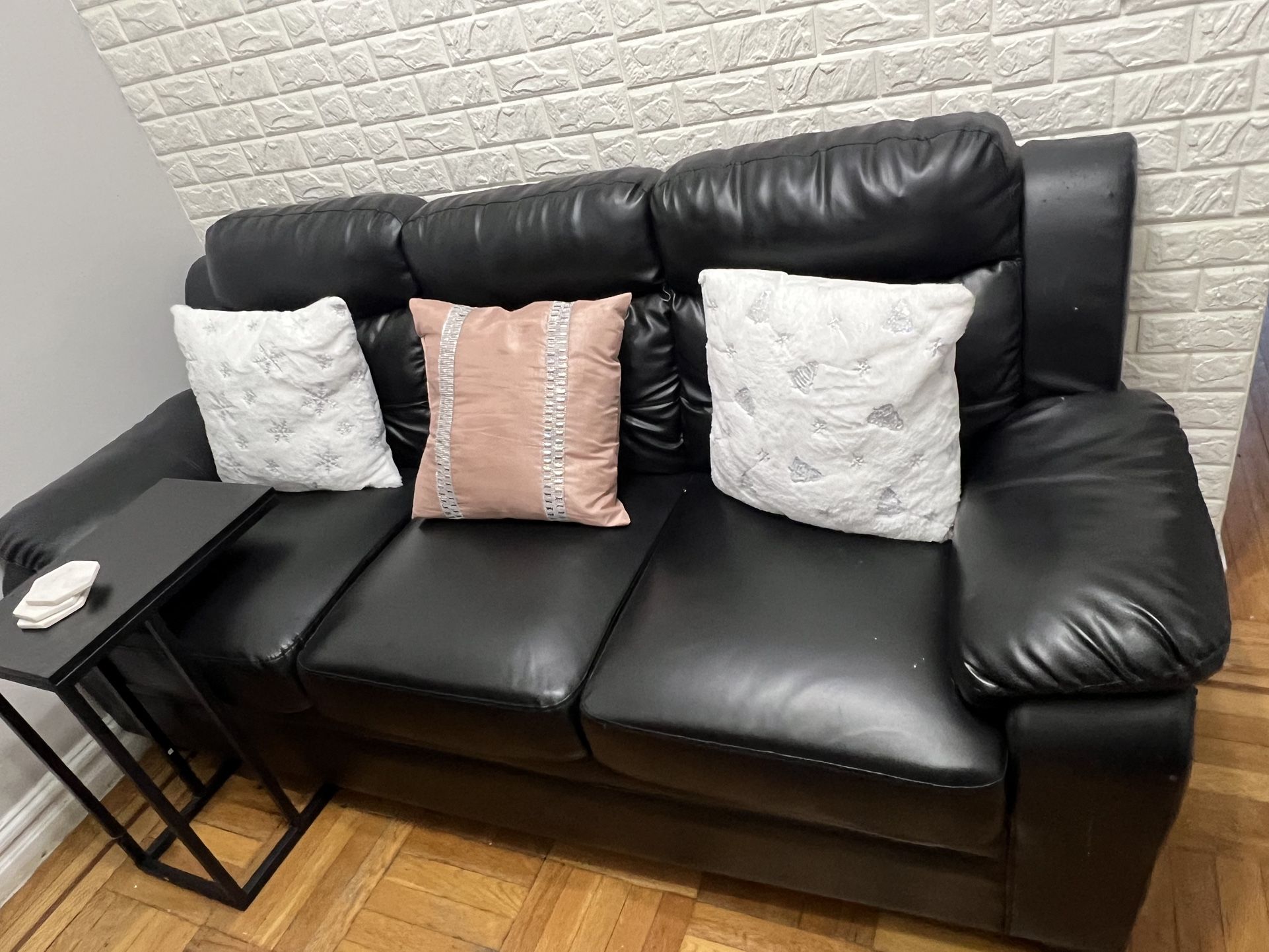 Black Leather Couch 