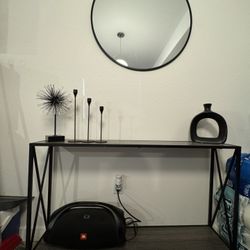 Console table 