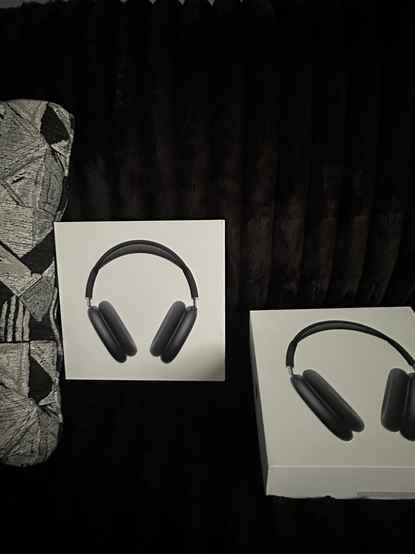 AirPod Maxes