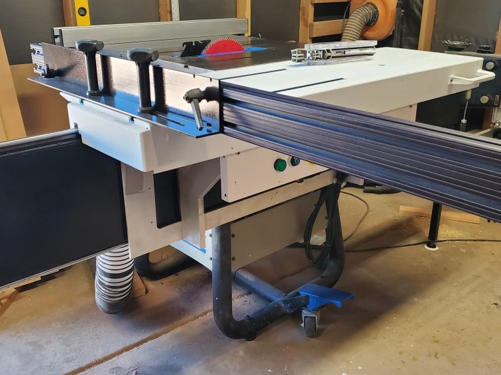 Sliding Table Saw