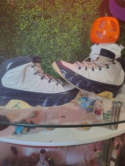 Air Jordan 9 Retro Sneakers