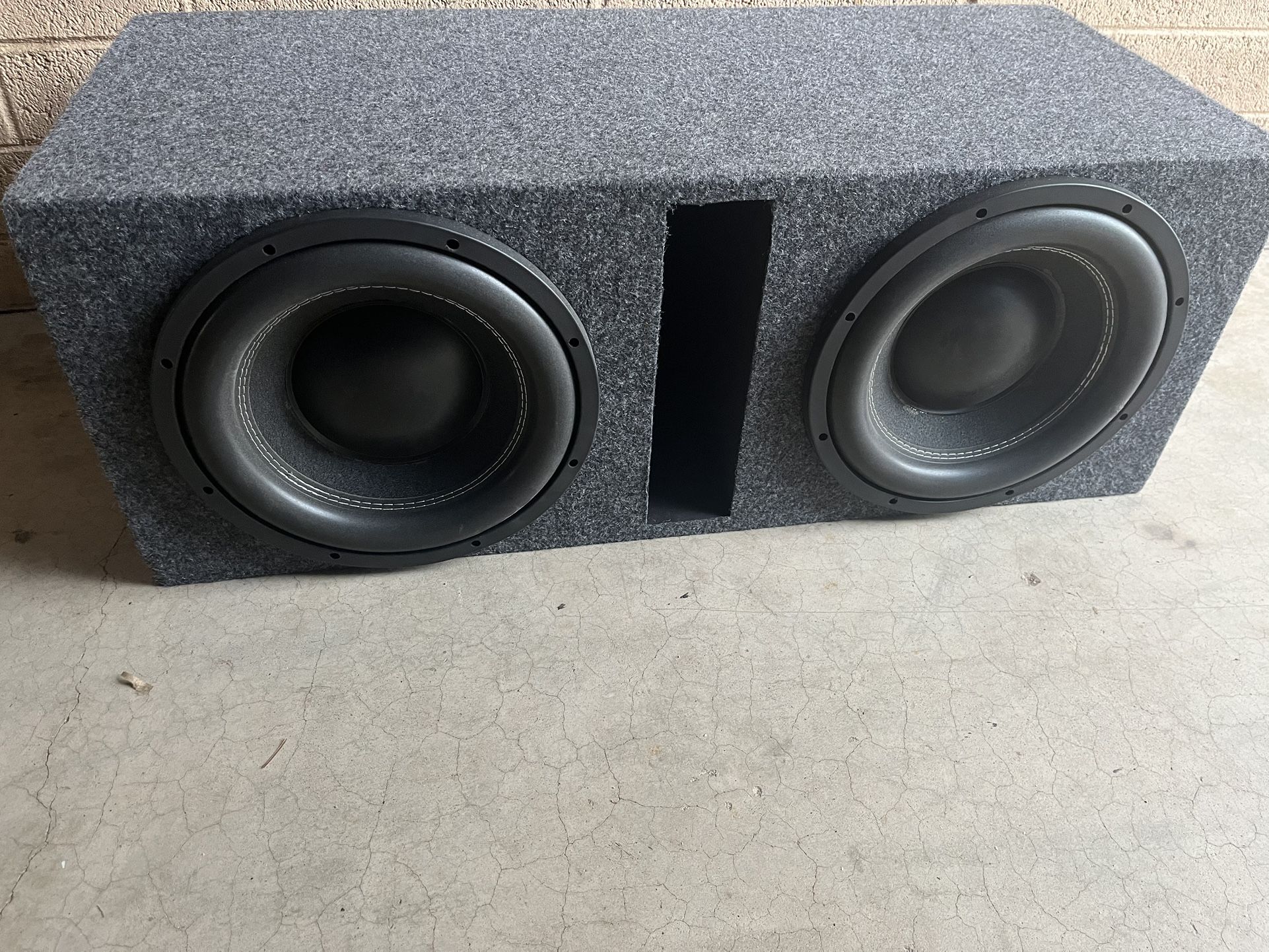 Mrmusicman 2-12 Inch Subwoofers w/FREE BASS AMPLIFIER- $399