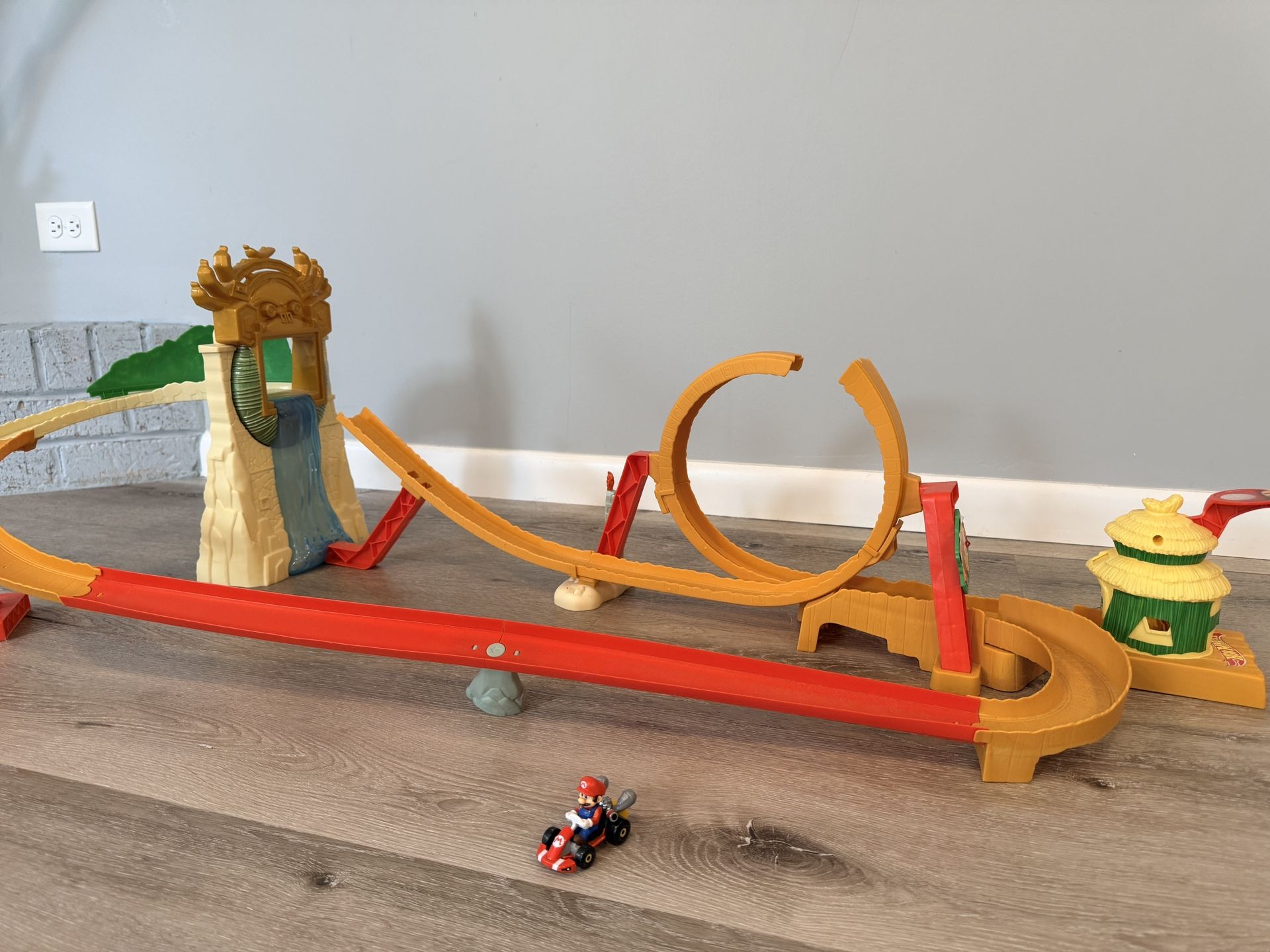 Mario Hot Wheels Track