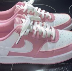 Pink Nike dunks 65$