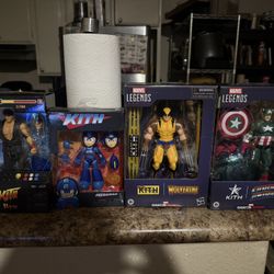 Kith Marvel vs. Capcom Mega Man Ryu Wolverine Captain America Figure Set