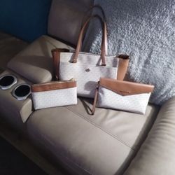 Michael Kors Purse Large With Two Insert Clutches