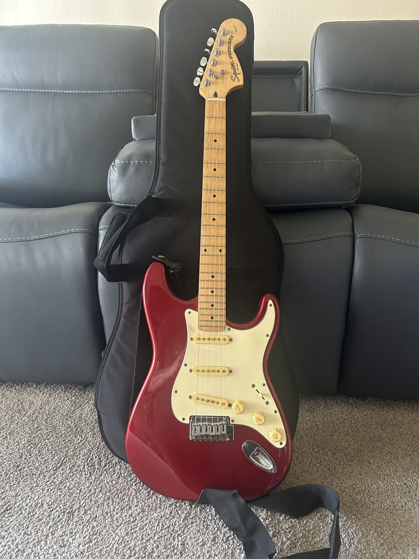 Squire Stratocaster And Amp
