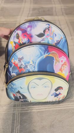 ✨ Disney Loungefly Villains & Princesses Mini Backpack – New With Tags (NWT)