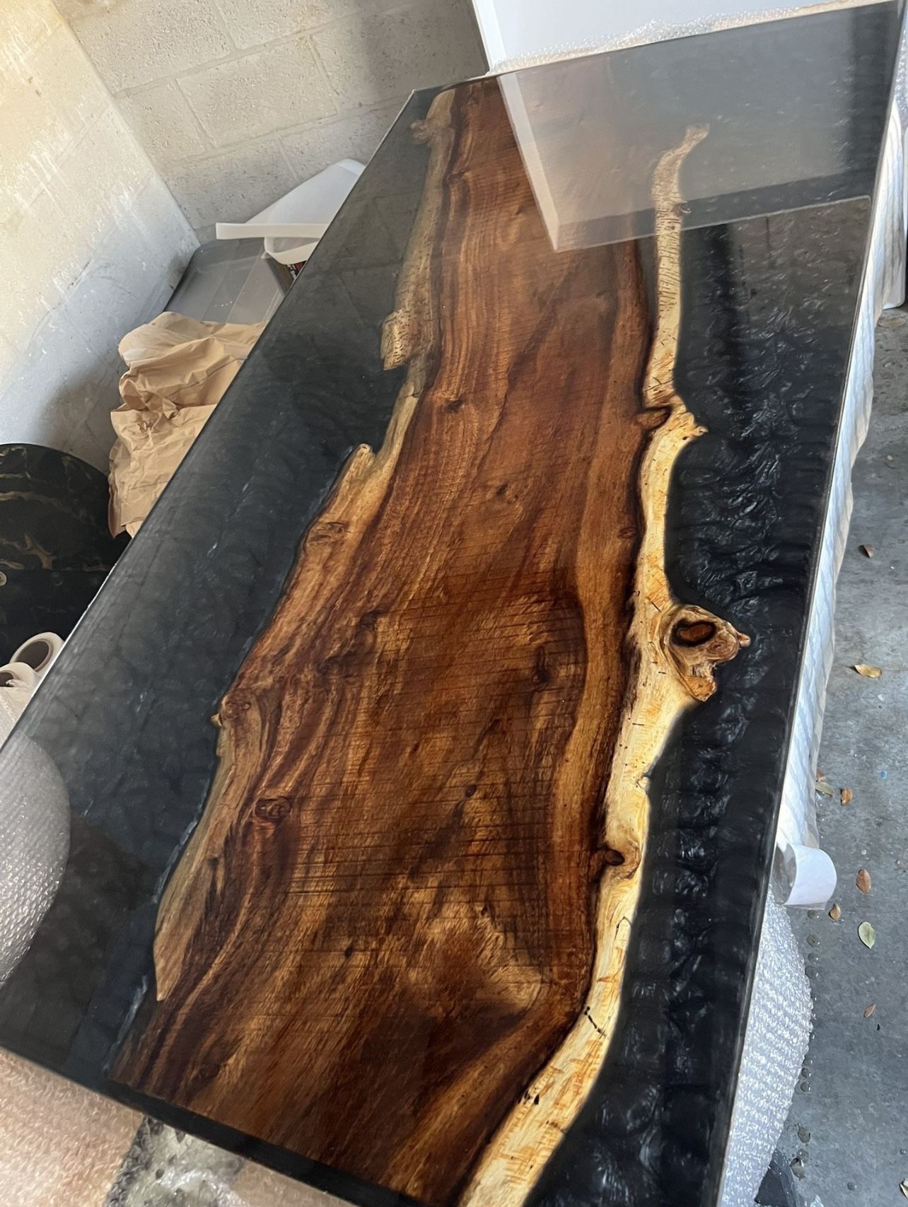 New Modern Dining Tables