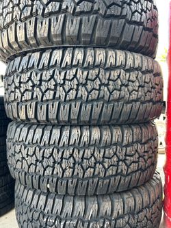 35x12.50R17