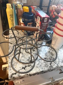 Hearth and hand cup holder