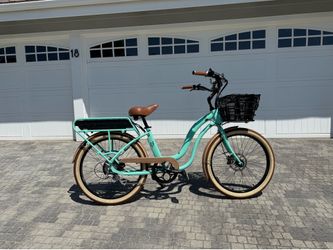 Electric Bike Company (EBC E-bike) Beach Cruiser