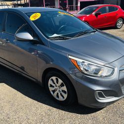 17 Accent 1000 Drives/Delivers