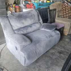 Oversized Recliner
