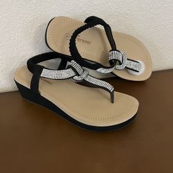 New Women’s Sandals
