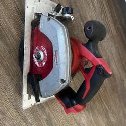 Milwaukee circular saw