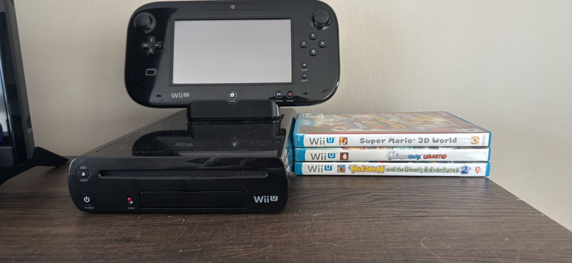 Wii U with 3 Games