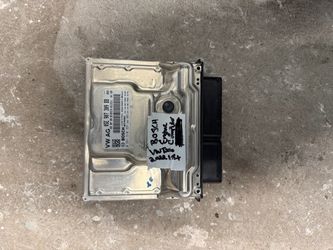 VW Volkswagen Bosch ECU ECM Engine Computer 05E 907 309 BB