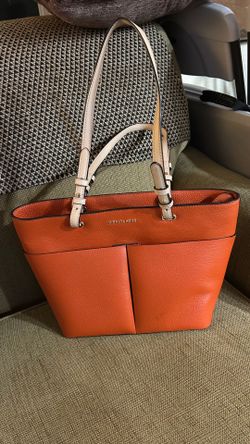 Hand bags/purses