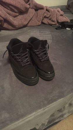 Jordan 3 black cats Size 9 (used)