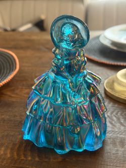 Carnival glass vintage lady decoration