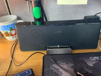 Sony Audio Docking Speaker system RDP-T50iPN with AC and Remote