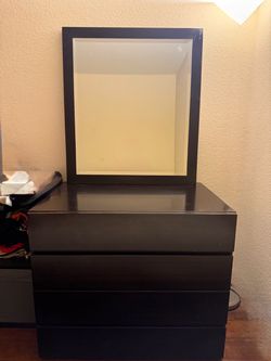 Modern Dark Brown 3-Drawer Dresser with Matching Mirror Set