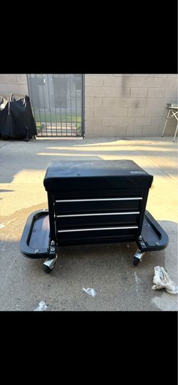 Mechanic chair