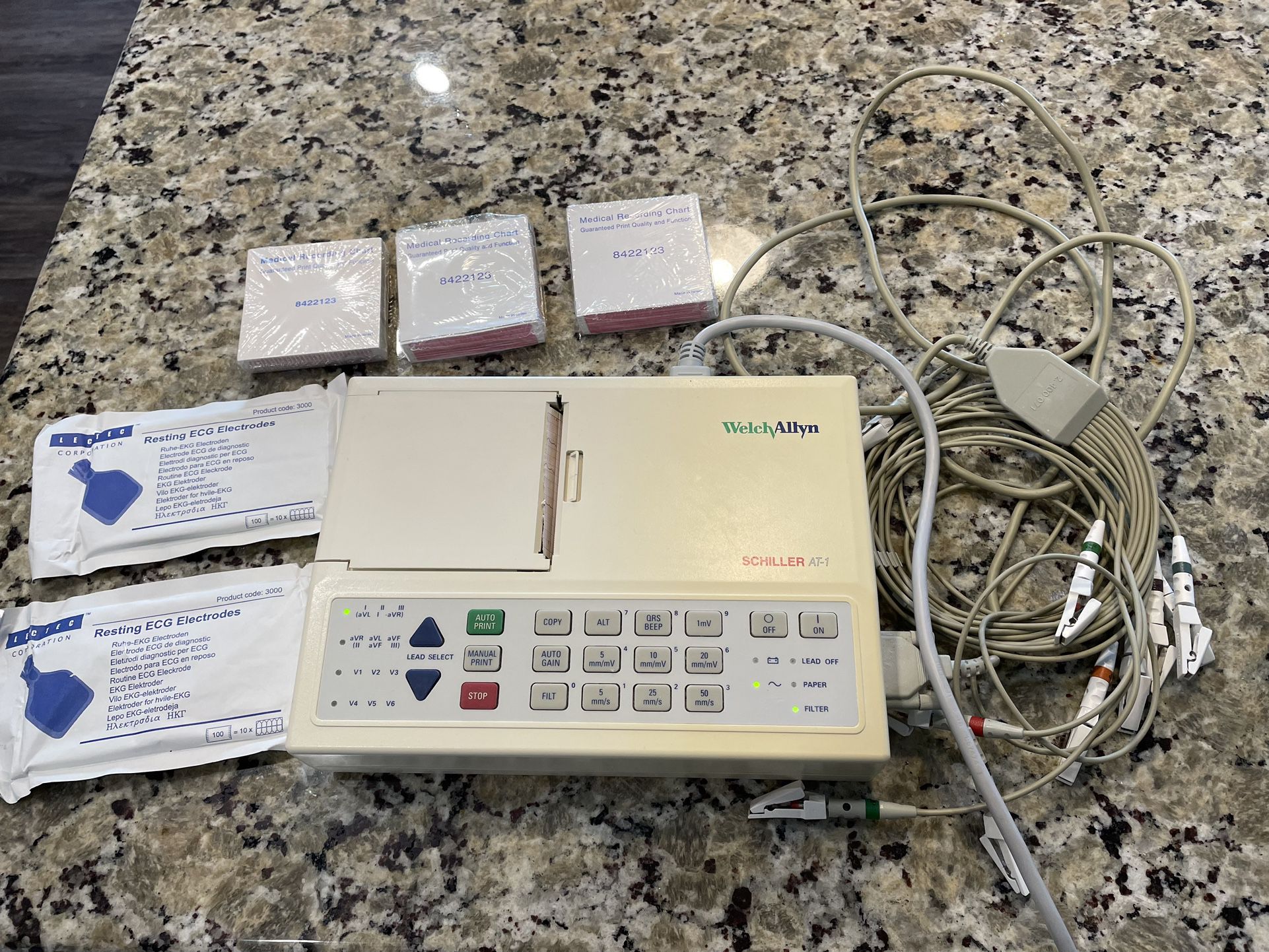 Portable Schiller AT-1 ECG/EKG Machine + Accessories .