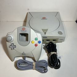 Sega Dreamcast White Console HKT-3020, TESTED & WORKING! w/ Controller & Cable 