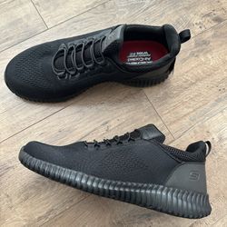 Men’s 11 Slip Resistant Skechers 