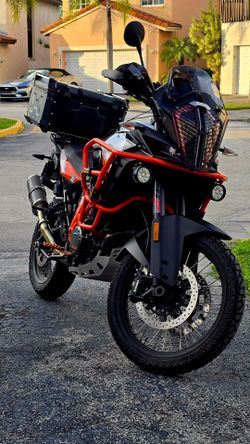 2020 KTM 1290 SAR
