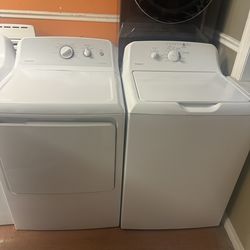 Washer and dryer sets