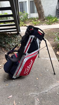 Titleist Hybrid 5 Golf Bag
