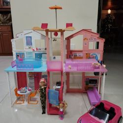 Barbie Townhouse, Dolls, Car, Clothes