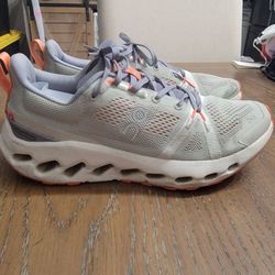 On cloudsurfer