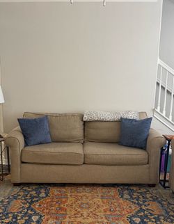 GUC couch / chair for sale.