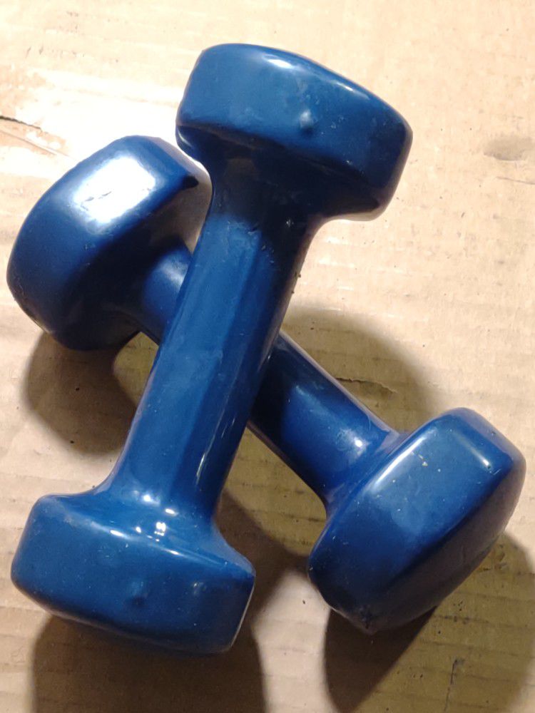 Set Of Two Blue Rubber Metal Coated 5 Lb Dumbbell Weights