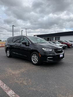 2025 Chrysler Pacifica