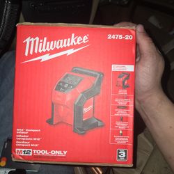 Milwaukee m12 inflator